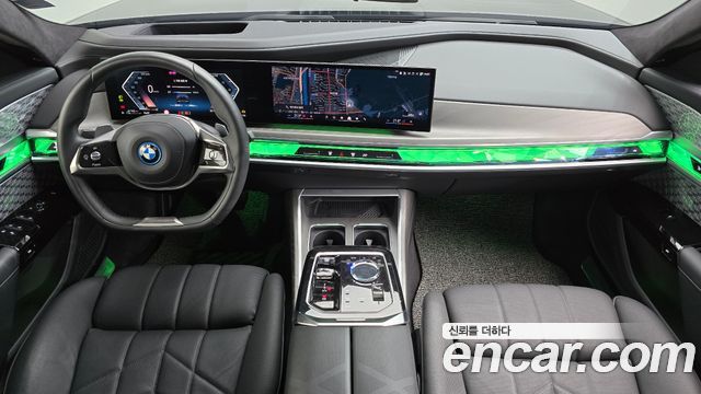 BMW 7 Series — interior