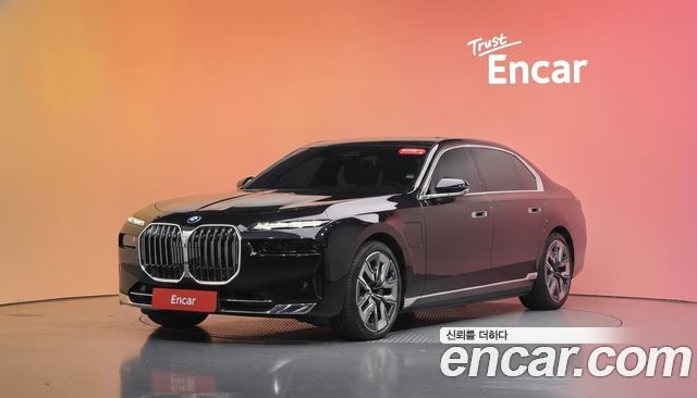BMW 7 Series — exterior