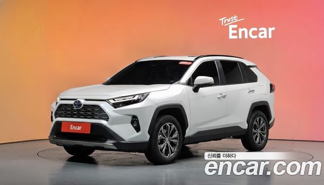 Toyota RAV4 — exterior