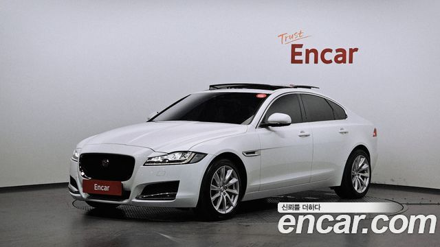Jaguar XF