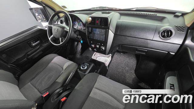 DFSK C35 — interior