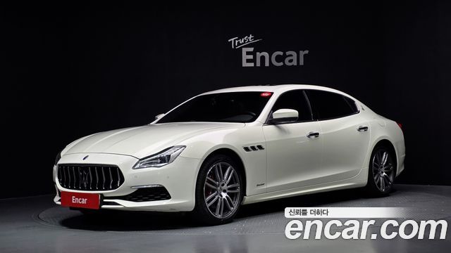 Maserati Quattroporte