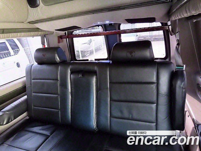 Chevrolet Express Van — interior