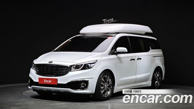 Kia Carnival — exterior