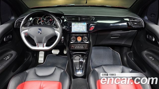 Citroën / DS DS3 — interior