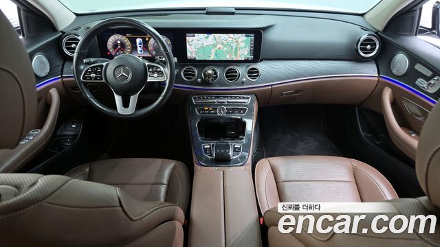 Mercedes-Benz E-Class — interior