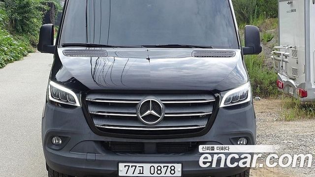 Mercedes-Benz Sprinter — exterior