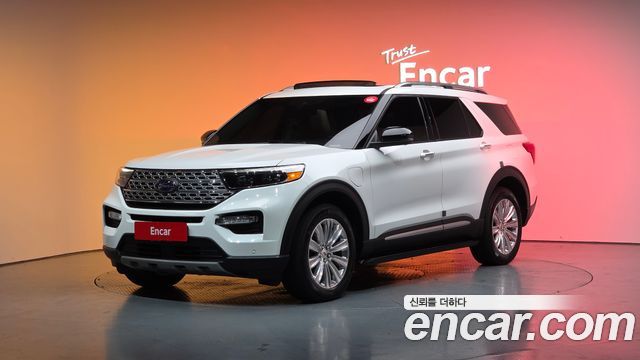 Ford Explorer — exterior