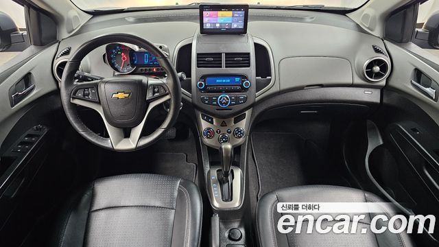 Chevrolet Korea Aveo — interior