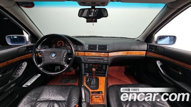 BMW 5 Series — interior