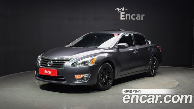 Nissan Altima — exterior