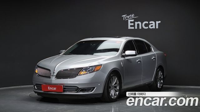 Lincoln MKS — exterior