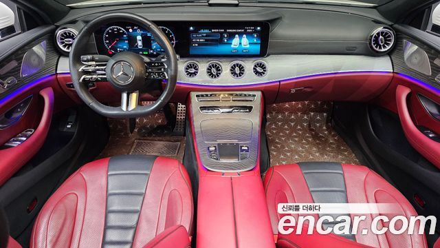 Mercedes-Benz CLS-Class — interior