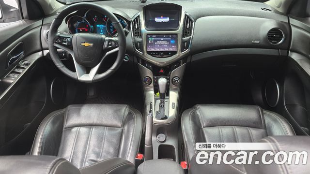 Chevrolet Korea Cruze — interior
