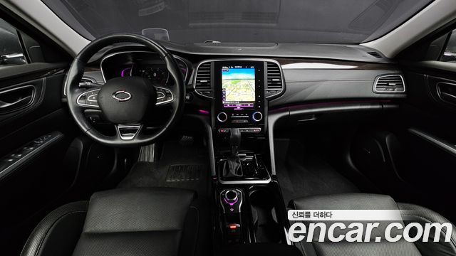 Renault Korea SM6 — interior