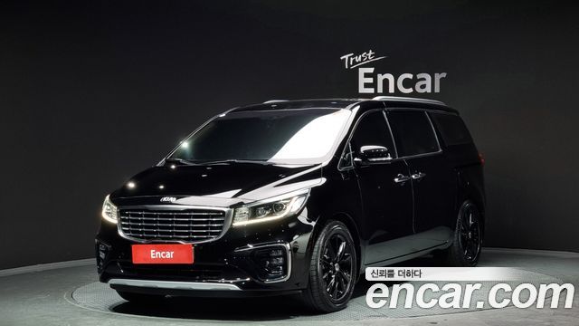 Kia Carnival — exterior