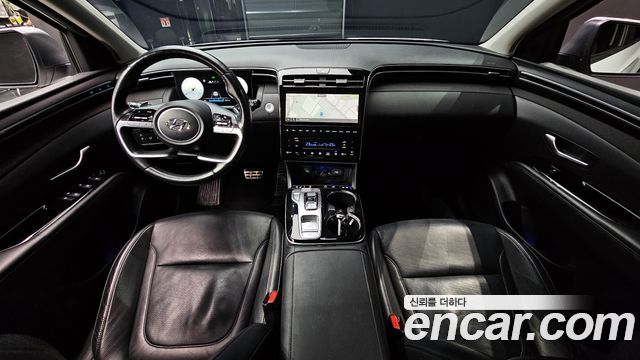 Hyundai Tucson — interior