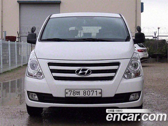 Hyundai Starex