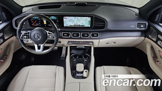 Mercedes-Benz GLS-Class — interior
