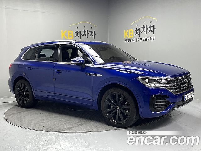 Volkswagen Touareg — exterior
