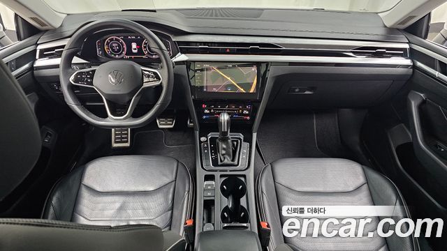 Volkswagen Arteon — interior