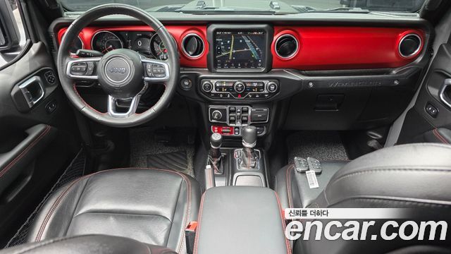 Jeep Wrangler — interior