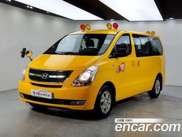 Hyundai Starex — exterior