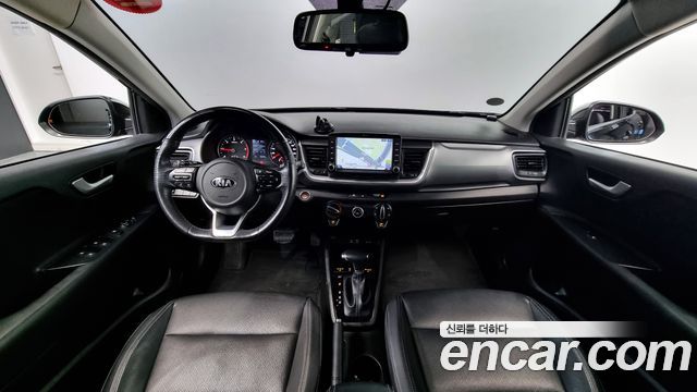 Kia Stonic — interior