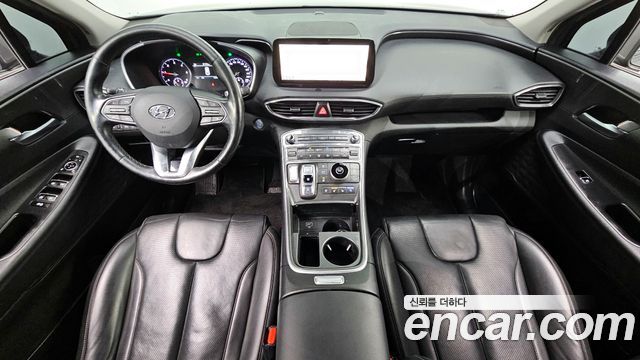 Hyundai Santa Fe — interior