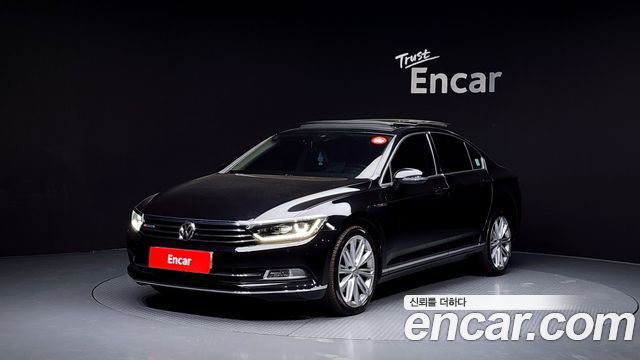 Volkswagen Passat — exterior