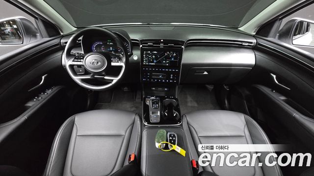 Hyundai Tucson — interior