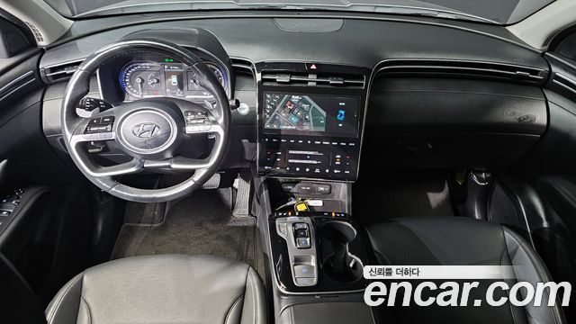 Hyundai Tucson — interior