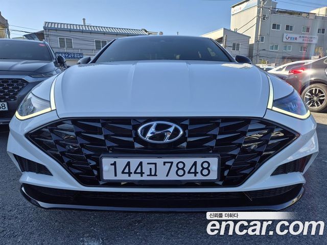 Hyundai Sonata — exterior