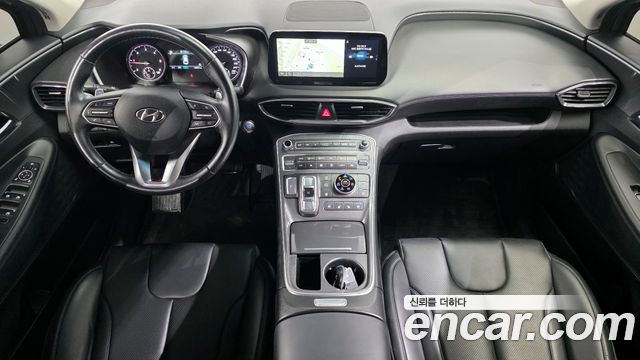 Hyundai Santa Fe — interior