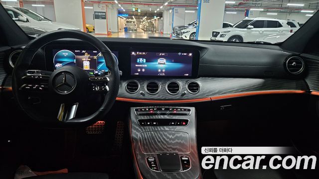 Mercedes-Benz E-Class — interior