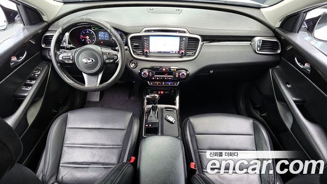 Kia Sorento — interior