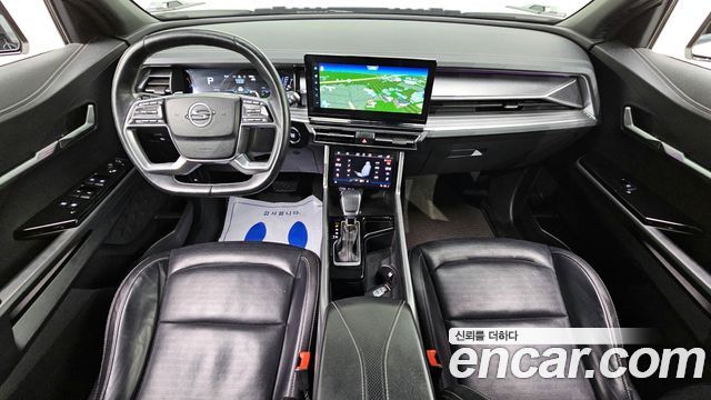 KG Mobility Torres — interior