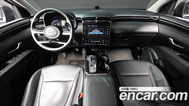 Hyundai Tucson — interior