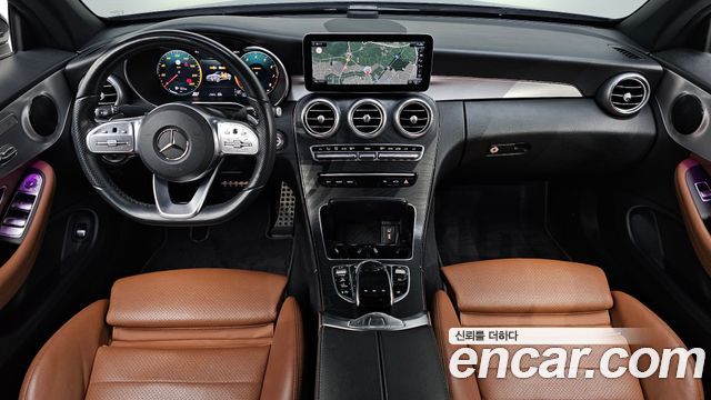 Mercedes-Benz C-Class — interior