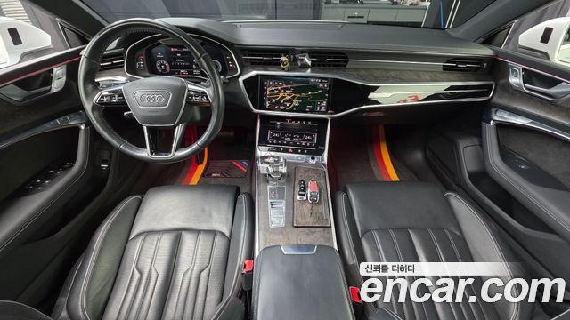 Audi A7 — interior