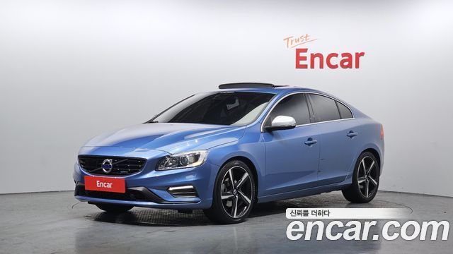 Volvo S60 — exterior