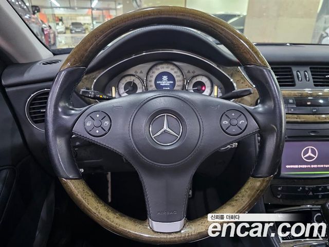 Mercedes-Benz CLS-Class — interior