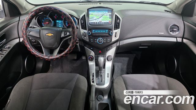 Chevrolet Korea Cruze — interior