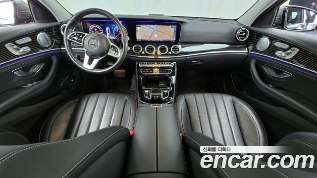 Mercedes-Benz E-Class — interior
