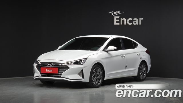 Hyundai Avante — exterior