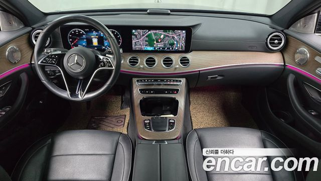 Mercedes-Benz E-Class — interior