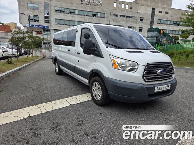 Ford Transit — exterior