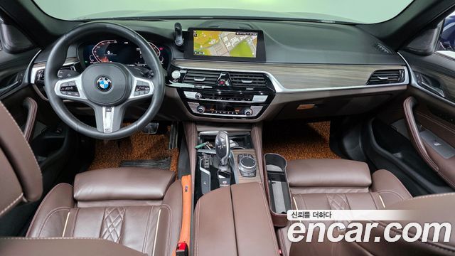 BMW 5 Series — interior