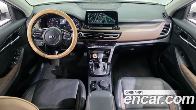 Kia Seltos — interior