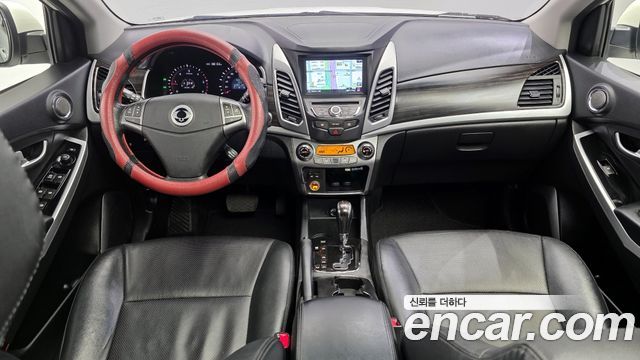 KG Mobility Korando — interior